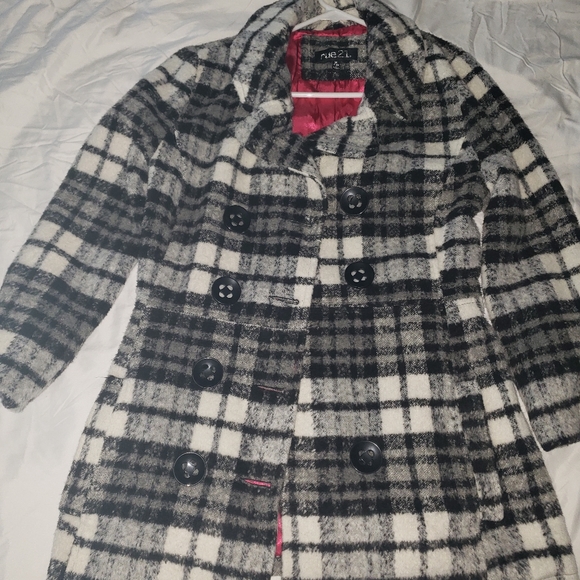 Rue21 Jackets & Blazers - Rue 21 Black and white pea coat Medium with pink interlining